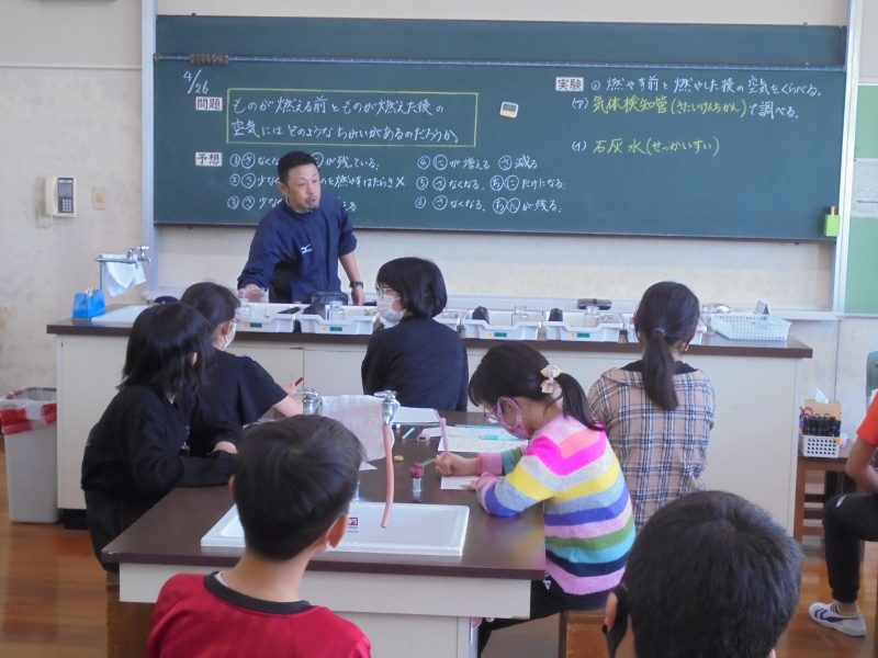 ６年生の理科を参観しました。の画像