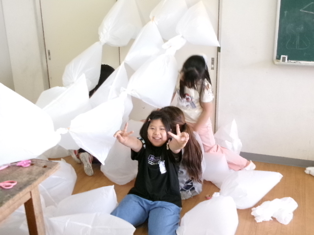 ３年生　大好きな図画工作科の画像