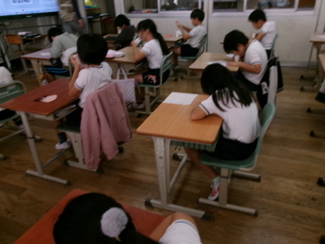 ３年生　フッ化物洗口の画像