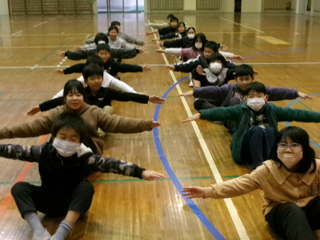 ４年生　全校集会の画像