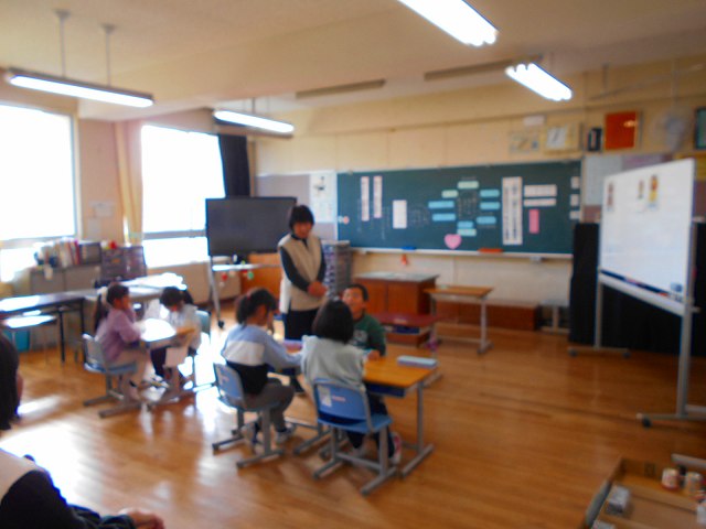 小学校授業参観と小中学校保健委員会を実施しましたの画像