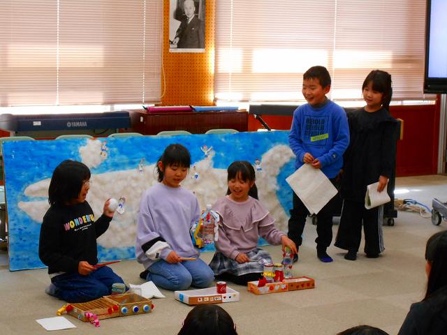 小学校 学習発表会を行いましたの画像