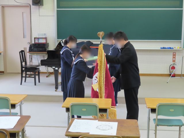 生徒会役員任命式・引継式の画像
