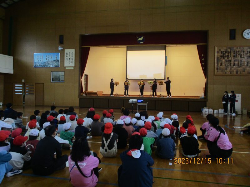 女子商業高校との交流会の画像