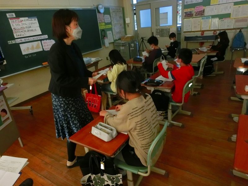 ４年算数「どのように変わるか調べよう（変わり方調べ）」の画像