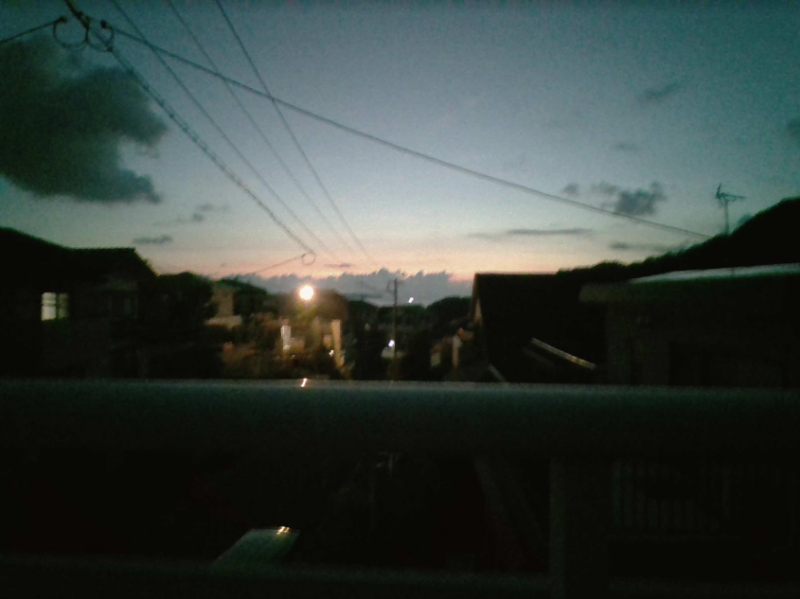 倉中生が見つけた夏休みの風景１３「夕暮れのまち」の画像