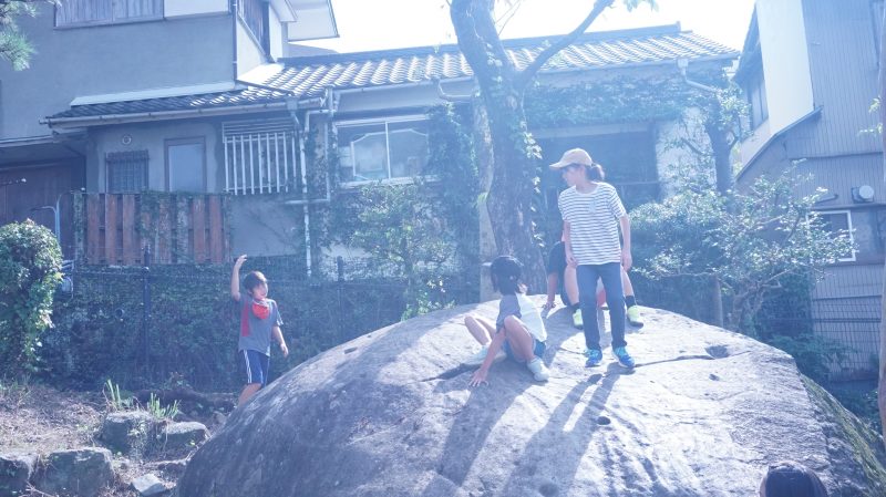 （校長日記）昼休み　のびのび外遊び！の画像