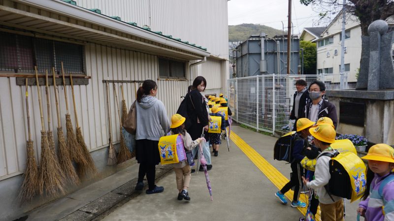 （校長日記）感謝！登下校の見守り活動の画像