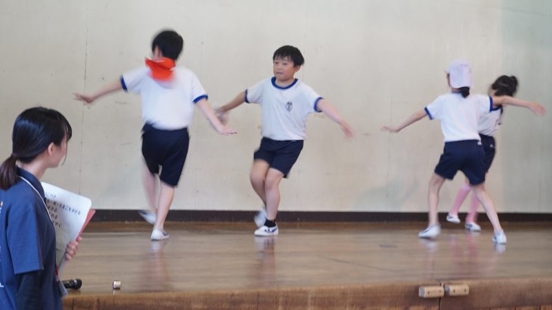 （校長日記）４年生体育科　表現するって、楽しいな♪の画像
