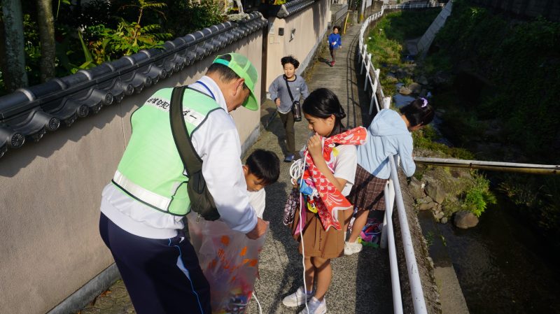 （校長日記）鯉のぼりの「おかたづけ」　の画像