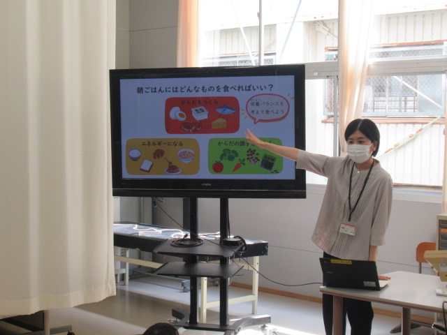 （学校生活）身体を測定しましたの画像