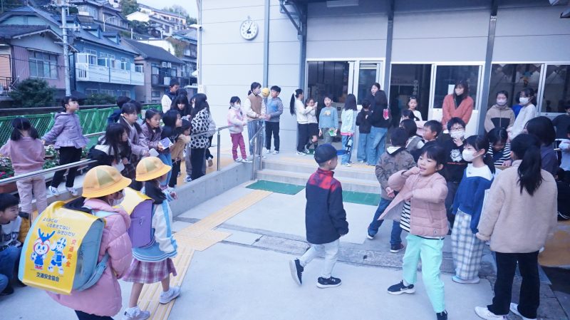 (学校生活)朝から元気いっぱいの小島っ子(^^)/の画像