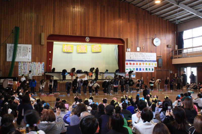 （４年生）ゆくぞ！STAR４年生！「鉄腕アトム」（桃源祭）の画像