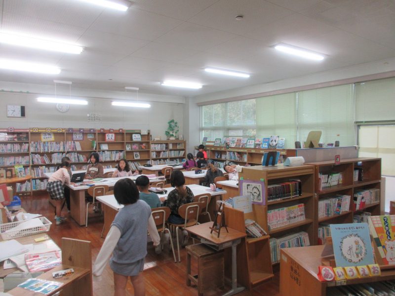 読書の秋・3年生もの画像