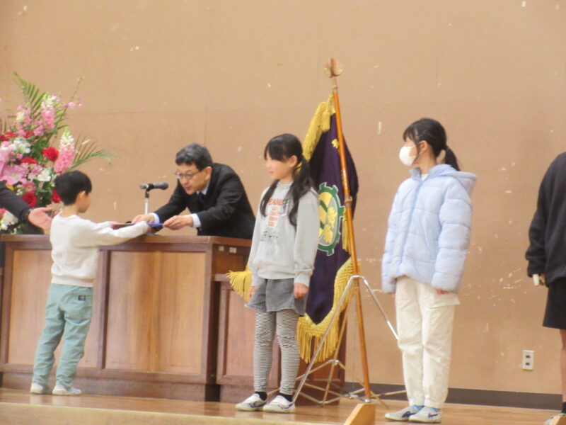 修了式の日1年～５年の様子の画像