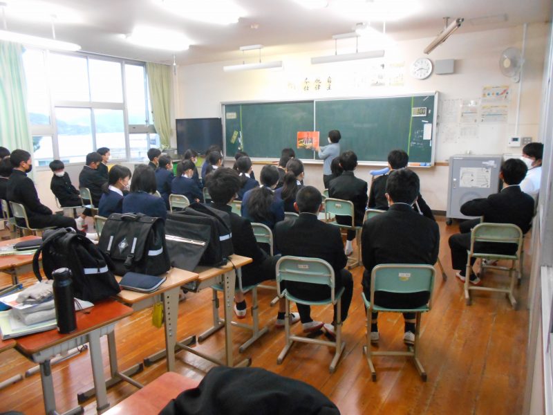 2022年最後の読み聞かせの画像