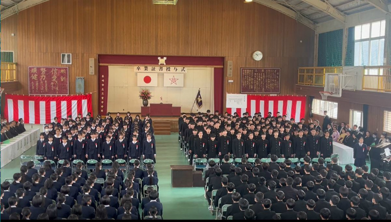 第５２回卒業証書授与式の画像
