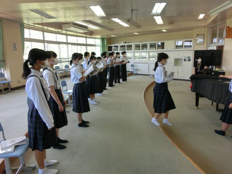 昼休みの様子の画像