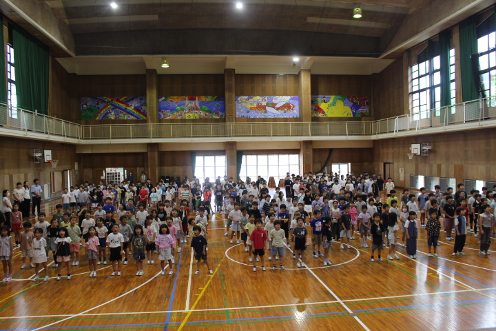 1学期終業式の画像