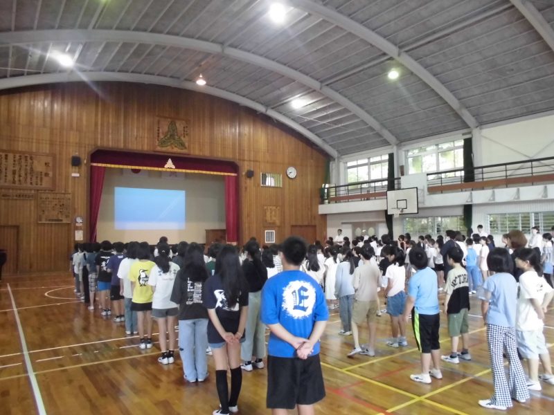 １学期終業式の画像