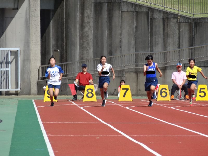 小学校体育大会（６年生）陸上の画像