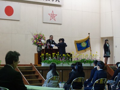 卒業証書授与式の画像