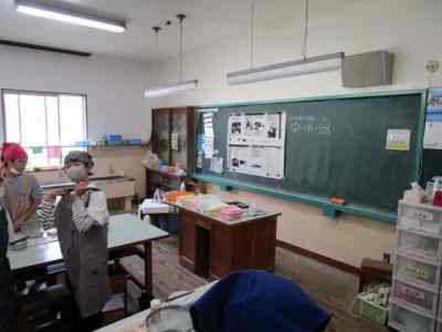 5月の学習の様子から（５年生調理実習）の画像