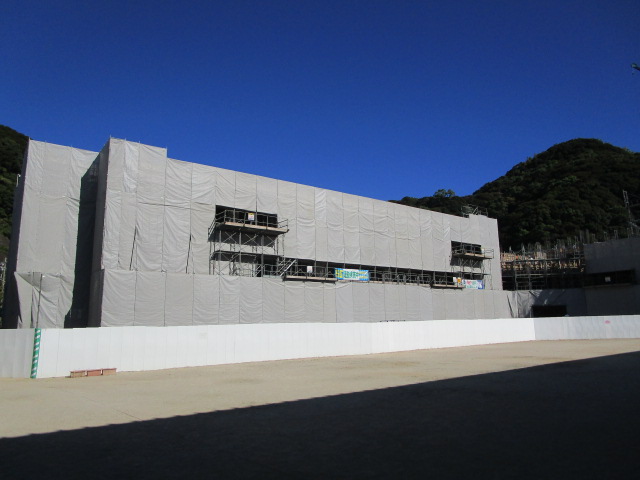 白亜の校舎の工事が進んでいます（9/18）の画像