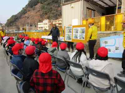 ３年生河川工事見学（１/２１)の画像