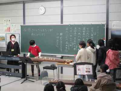 音楽科　琴の学習の画像