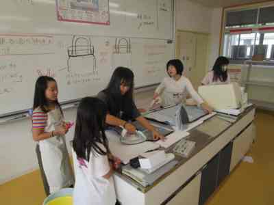 ５年家庭科　（ミシン）の画像