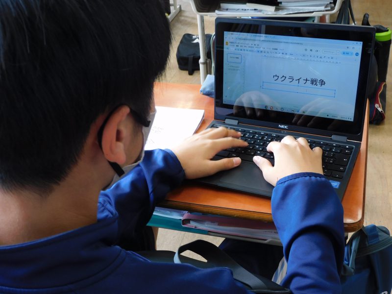 ２年生の平和学習の画像