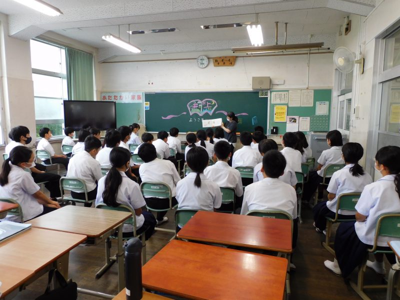 読み聞かせの画像