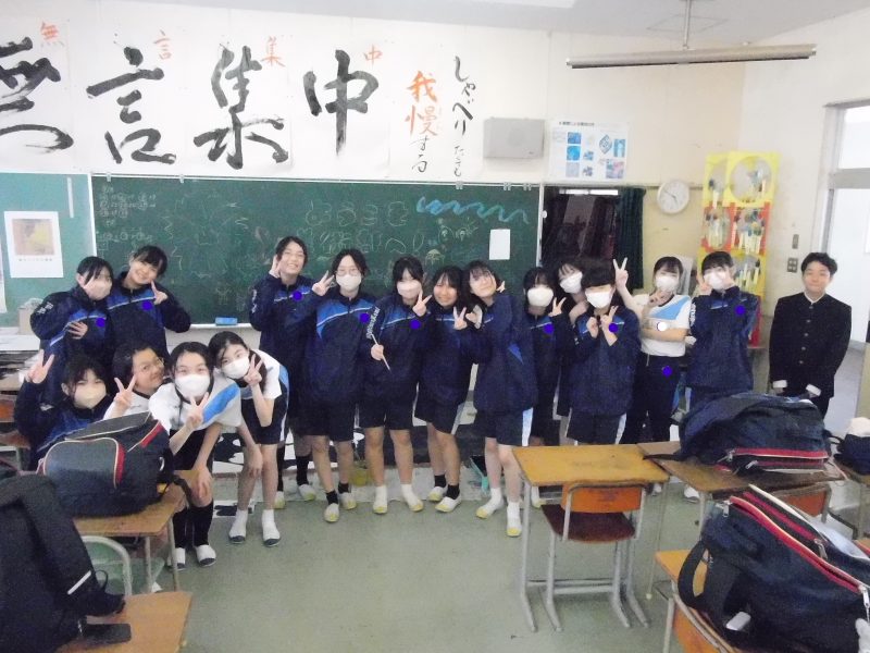 西中 美術部がんばっています！の画像