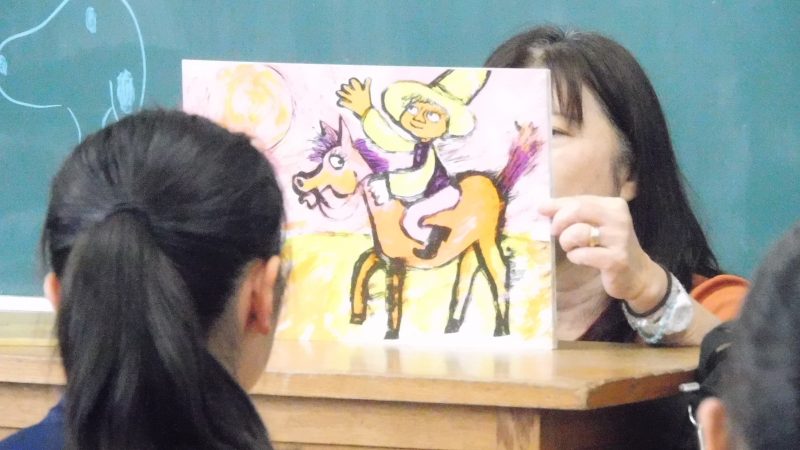 読み聞かせの画像