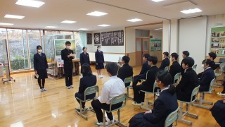 生徒会引継ぎ式の画像