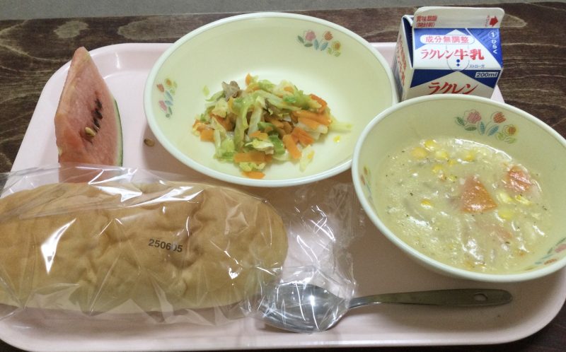 今日の給食　🥕６月は食育月間です🥕の画像