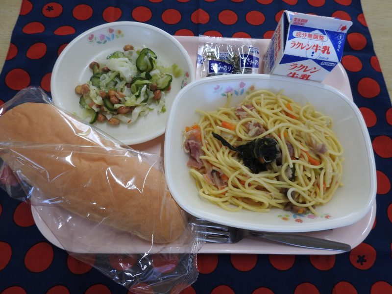 11/7　いもほりの画像