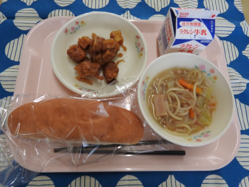 5/11　こいのぼり下ろしの画像
