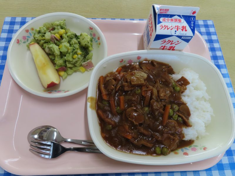 12/10、17　おもちゃの森（2年、1年）の画像