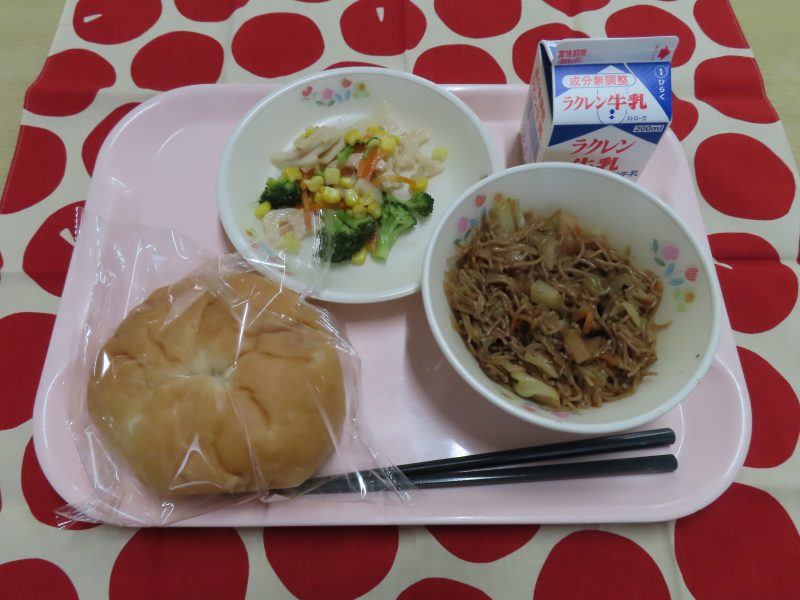 11/18（火）学校保健委員会、4、5、6年生授業参観・学級学年懇談会の画像