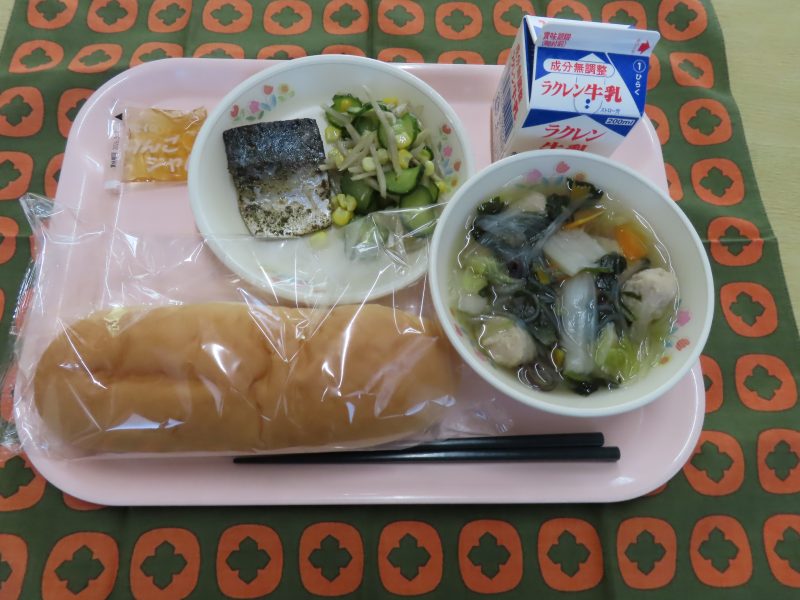 11/20（木）芋ほり（1年）の画像